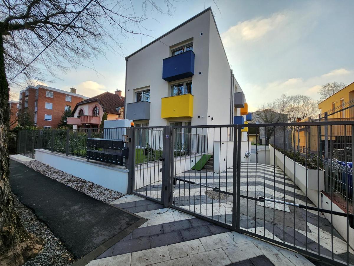Aparthotel Apartman 18 Debrecen Exterior foto